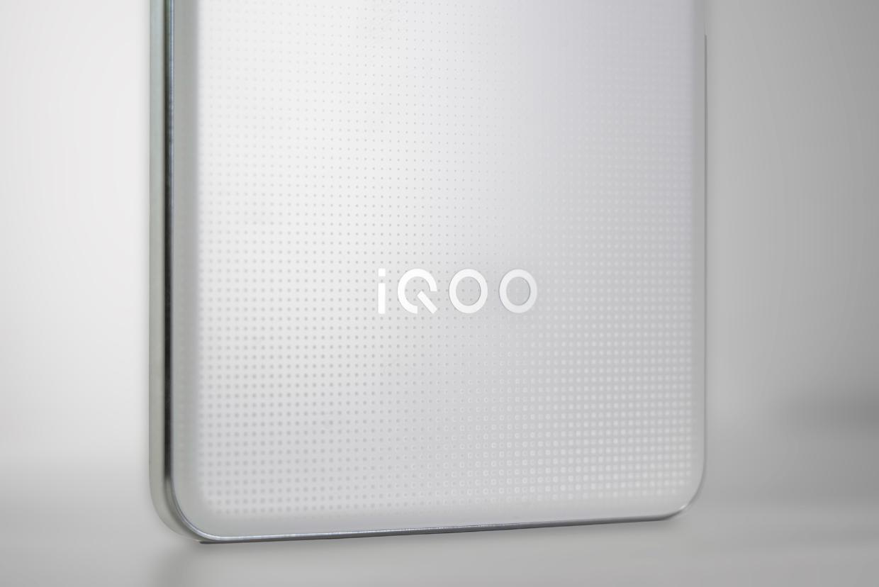 iQOO Neo9s Pro+评测：Neo9宇宙终极大作 这个+加的到底值不值？