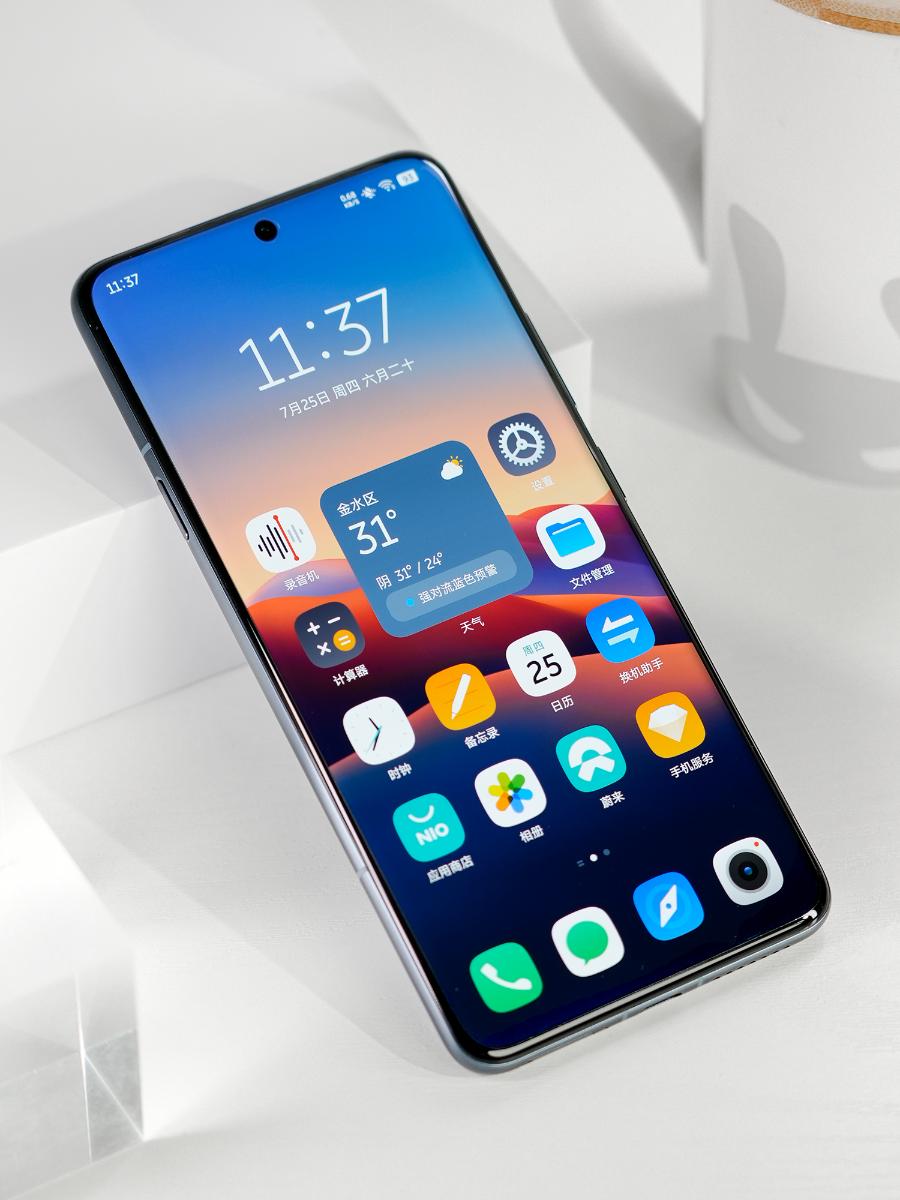 全新NIO Phone评测：握着手机 掌控蔚来